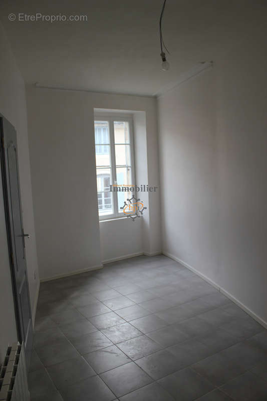 Appartement à SAINT-AFFRIQUE