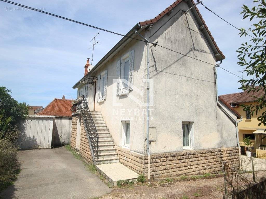 Maison à SAINTE-CROIX