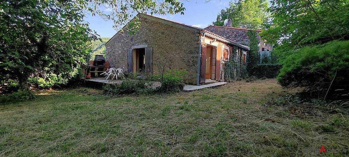 Maison à AVENE