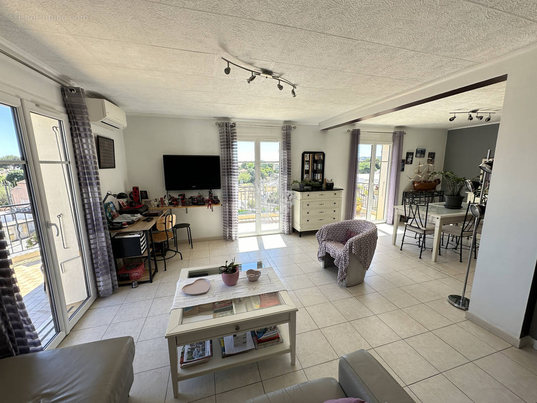 Appartement à SANARY-SUR-MER