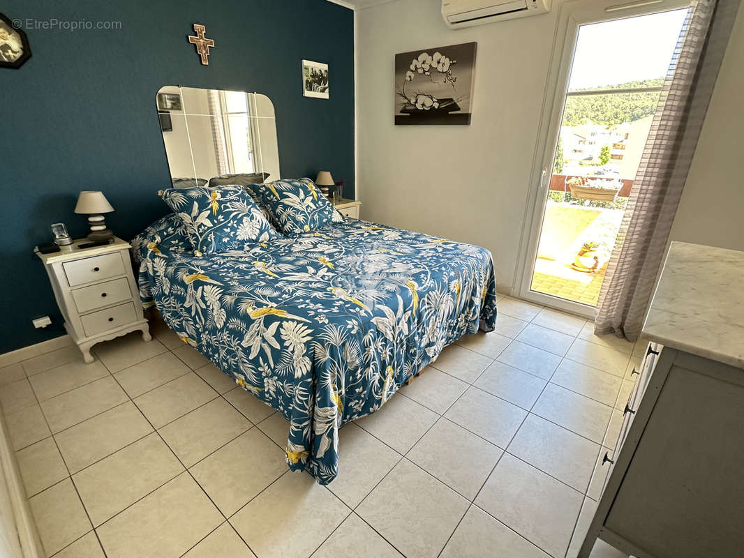 Appartement à SANARY-SUR-MER