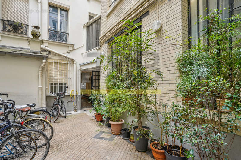 Appartement à PARIS-10E