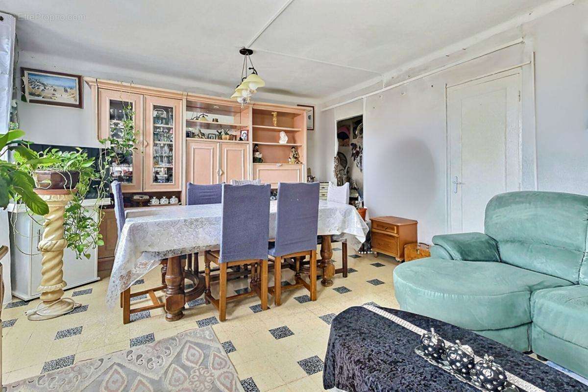 Appartement à MARSEILLE-14E