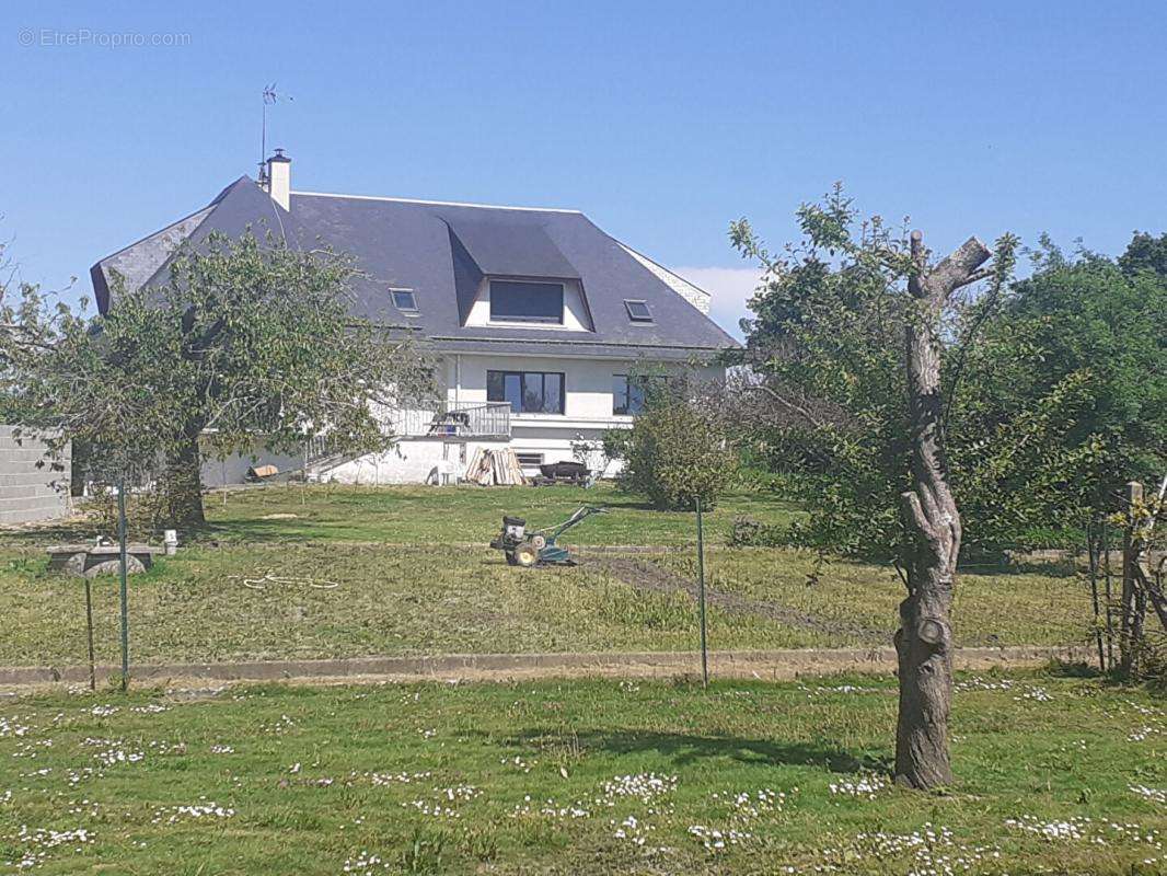 Maison à BAUGE