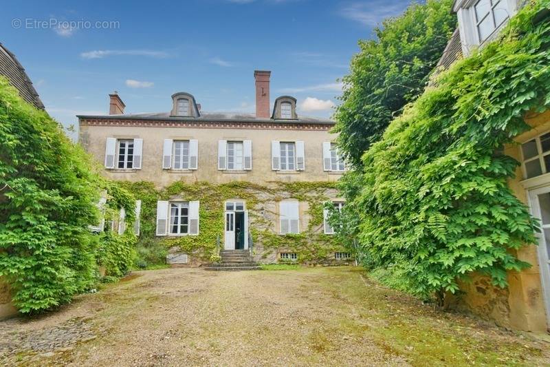 Maison à BOURBON-LANCY