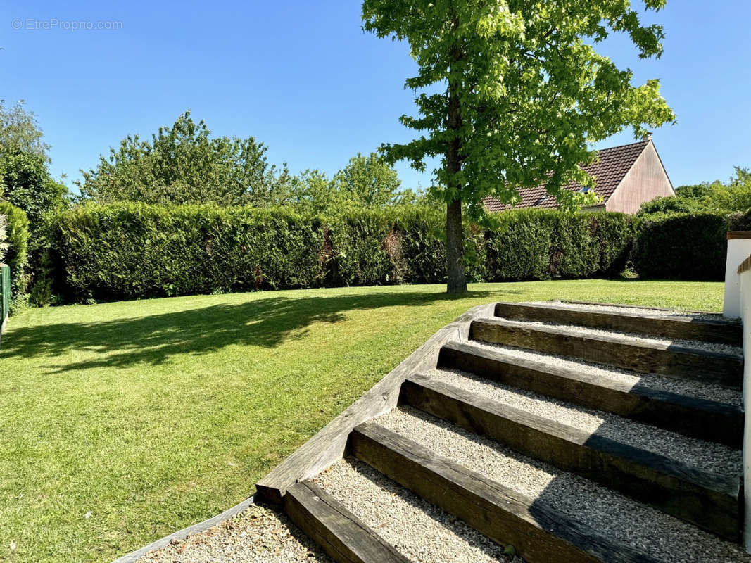 Maison à NANTEUIL-LES-MEAUX