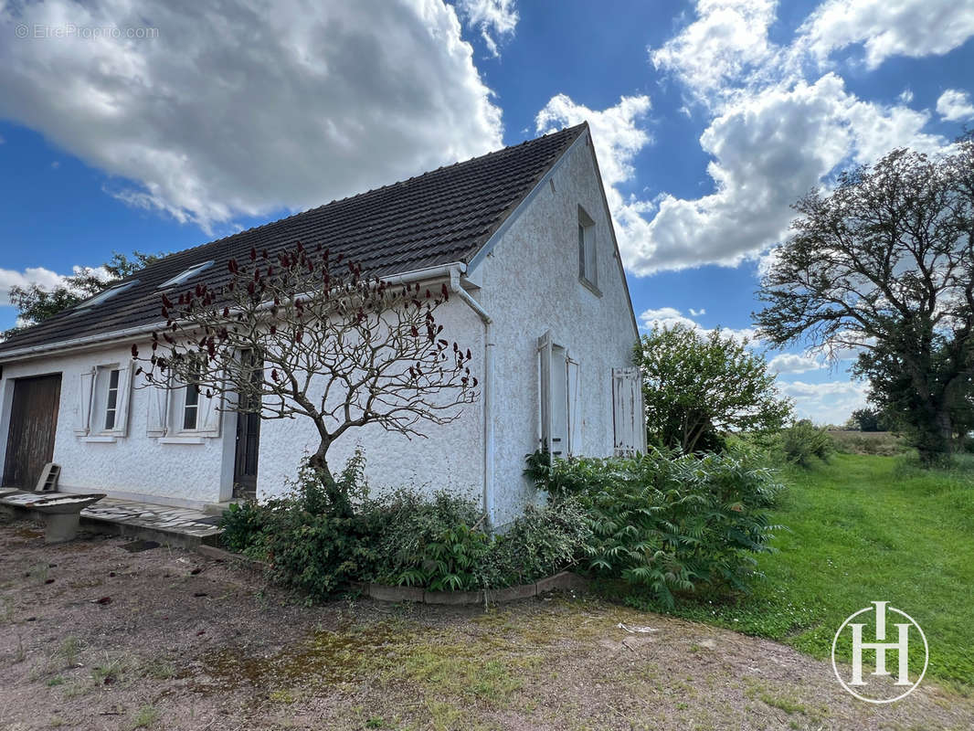 Maison à SAINT-AIGNAN-DES-NOYERS