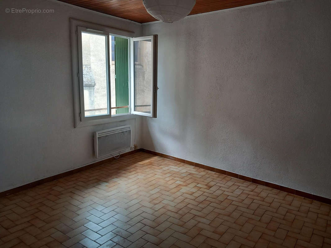 Appartement à AIMARGUES