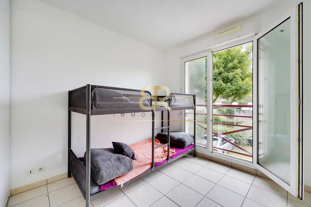 Appartement à VIGNEUX-SUR-SEINE