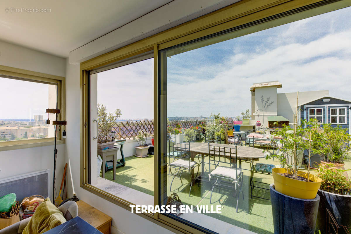 Appartement à MARSEILLE-9E