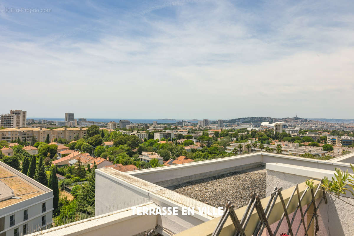 Appartement à MARSEILLE-9E