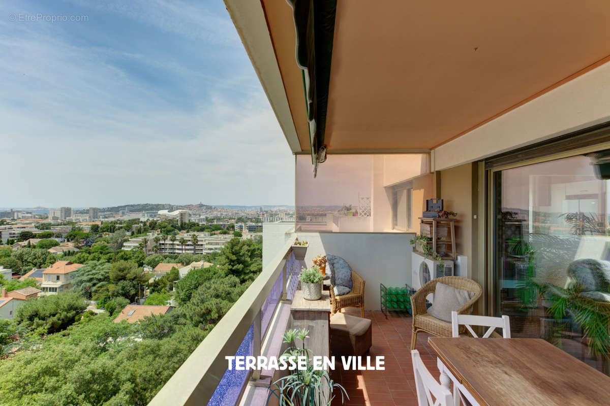 Appartement à MARSEILLE-9E