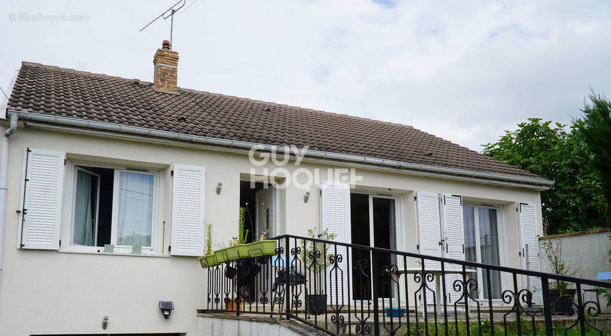 Maison à BALLANCOURT-SUR-ESSONNE