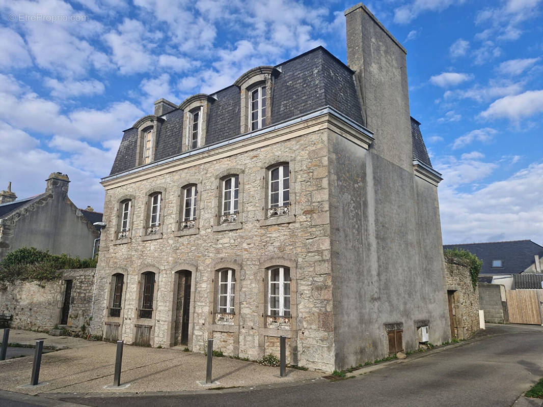 Maison à PLOUDALMEZEAU