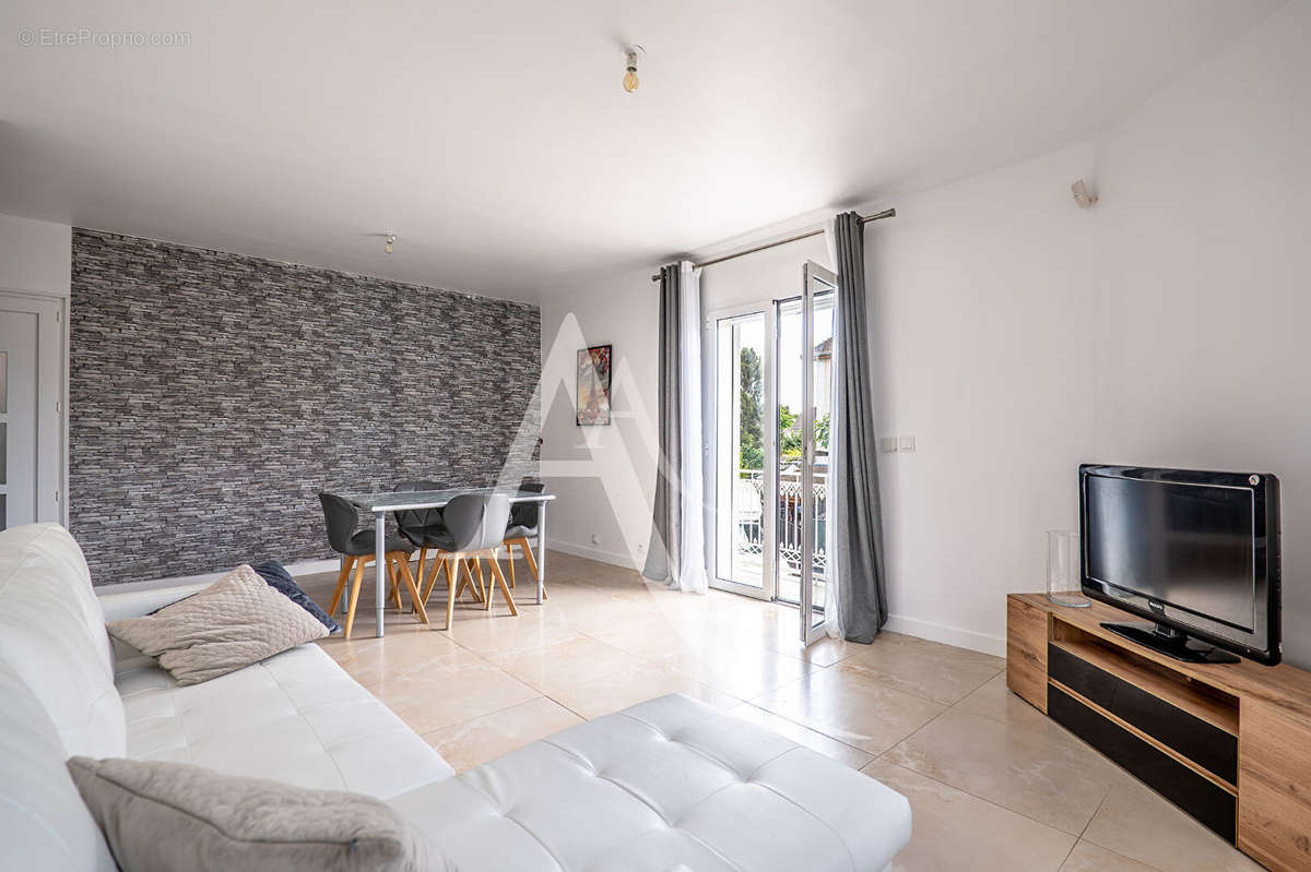 Appartement à LIMEIL-BREVANNES