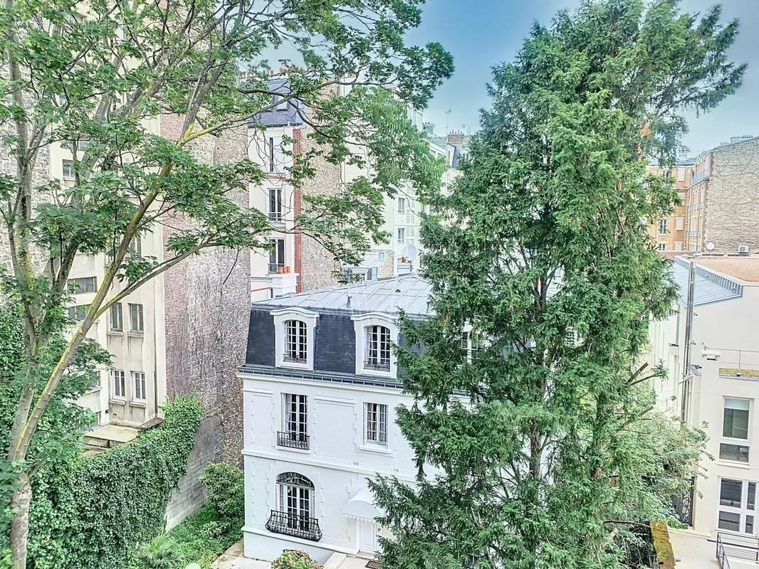 Appartement à PARIS-7E