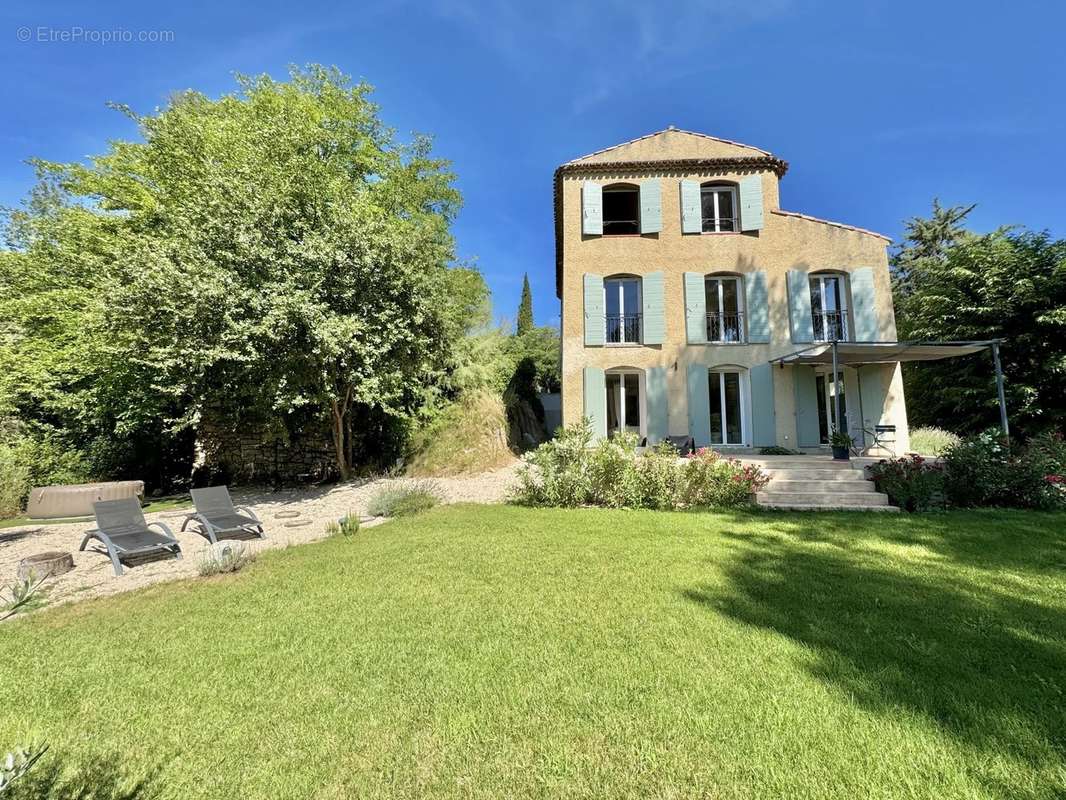 Maison à AIX-EN-PROVENCE