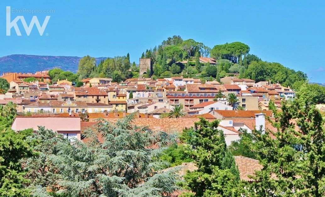 Appartement à COGOLIN