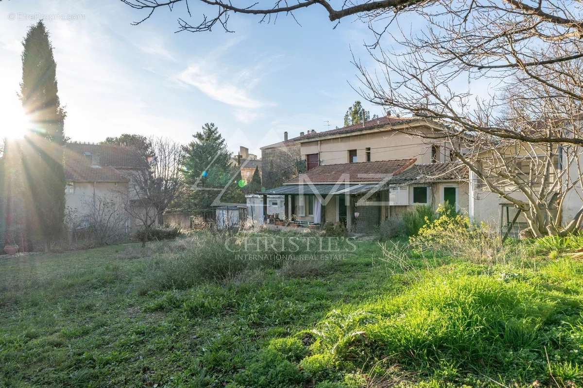 Maison à AIX-EN-PROVENCE