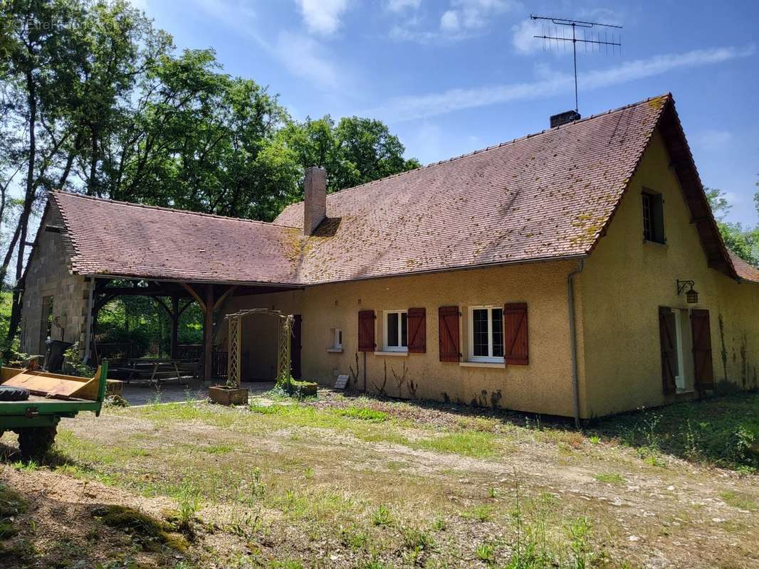 Maison à ANTIGNY