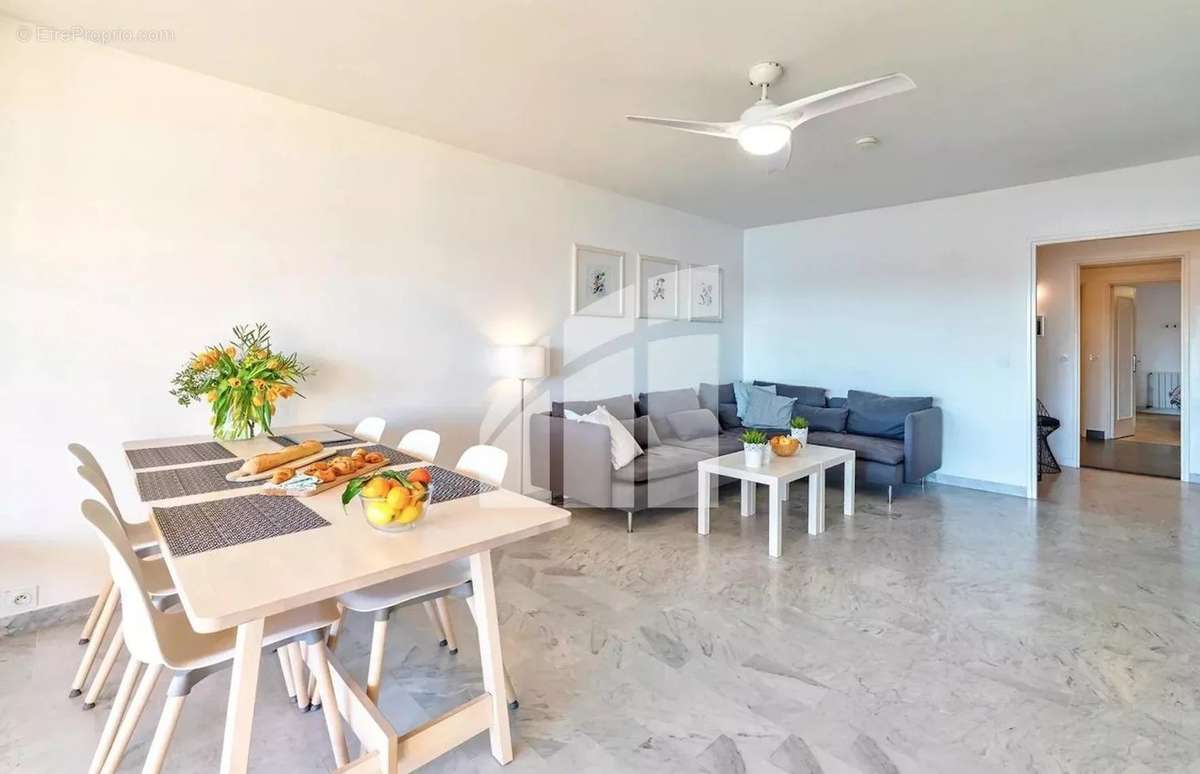 Appartement à VILLEFRANCHE-SUR-MER