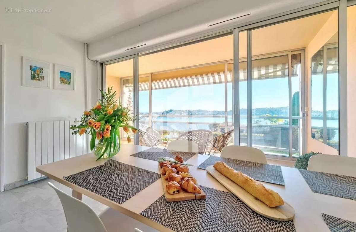 Appartement à VILLEFRANCHE-SUR-MER