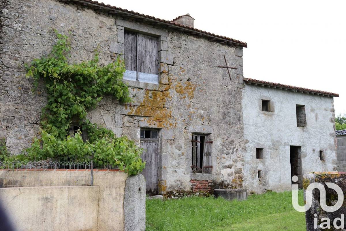 Photo 1 - Maison à NEUVY-BOUIN