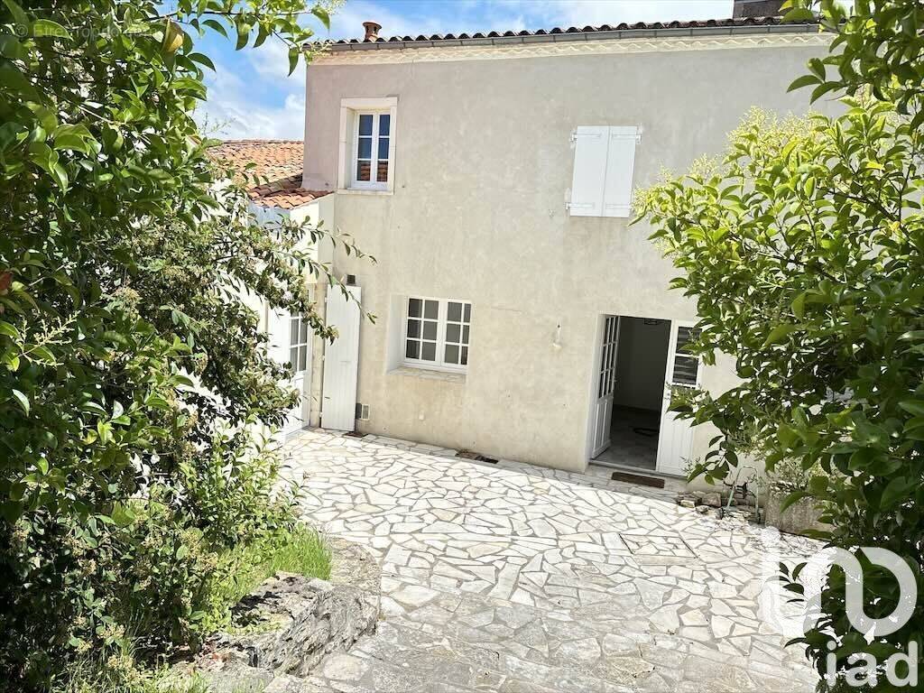 Photo 1 - Maison à SAINT-XANDRE