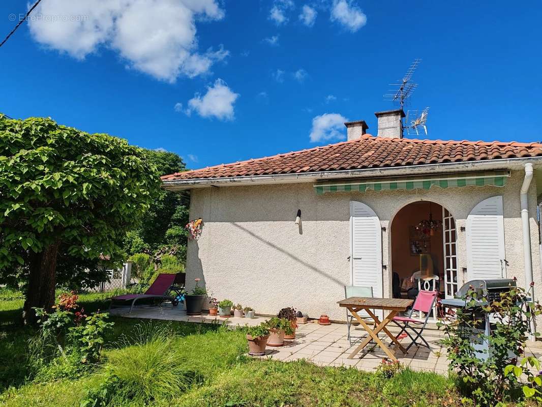 Maison à LA BASTIDE-SUR-L&#039;HERS