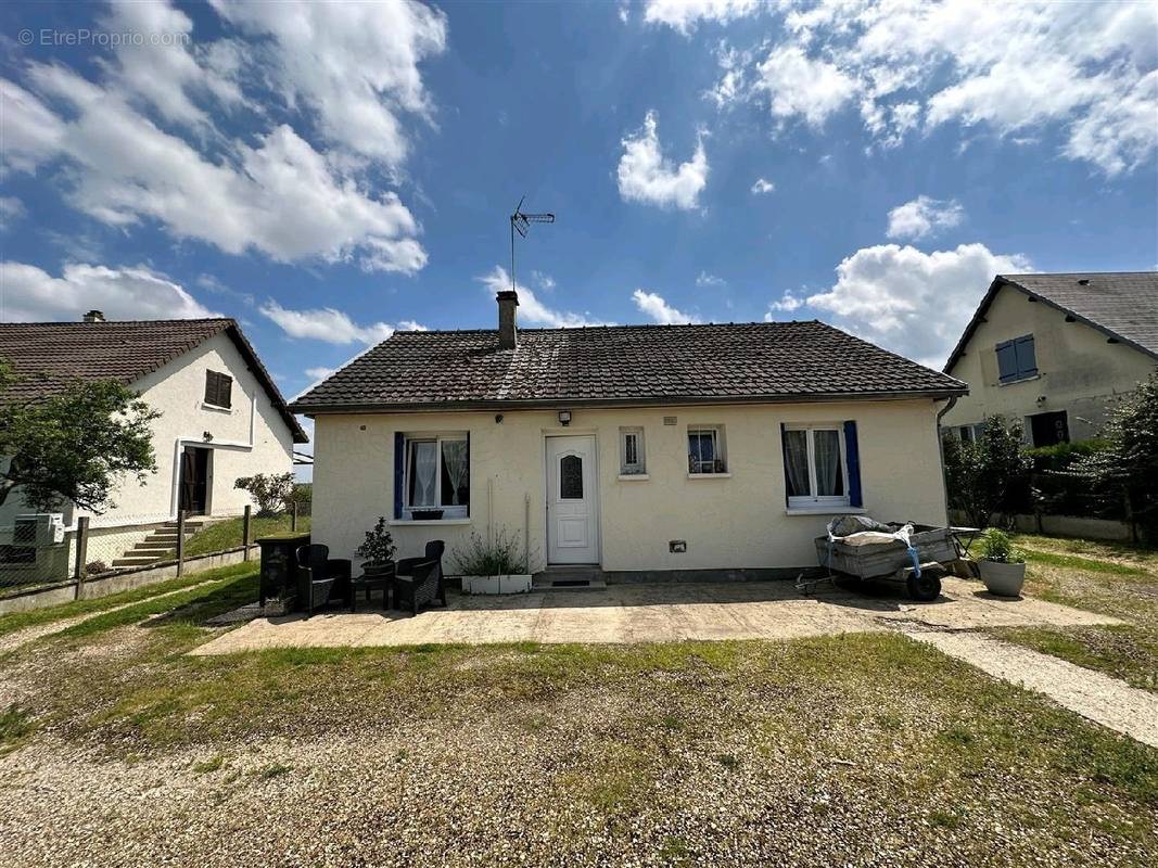 Maison à CHATEAUNEUF-EN-THYMERAIS