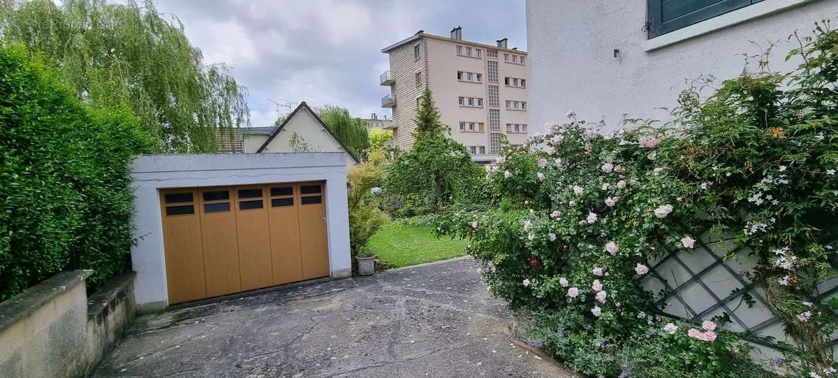 Maison à LE CHESNAY