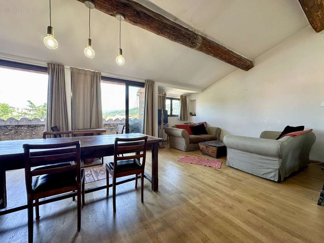 Appartement à DRAGUIGNAN