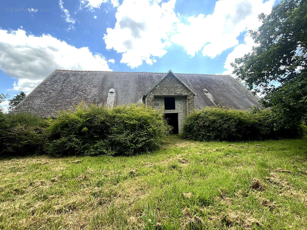 Maison à GOURLIZON