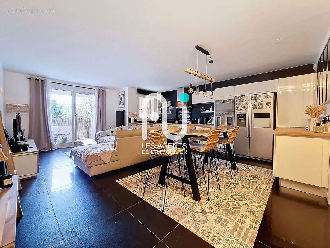 Appartement à ASNIERES-SUR-SEINE