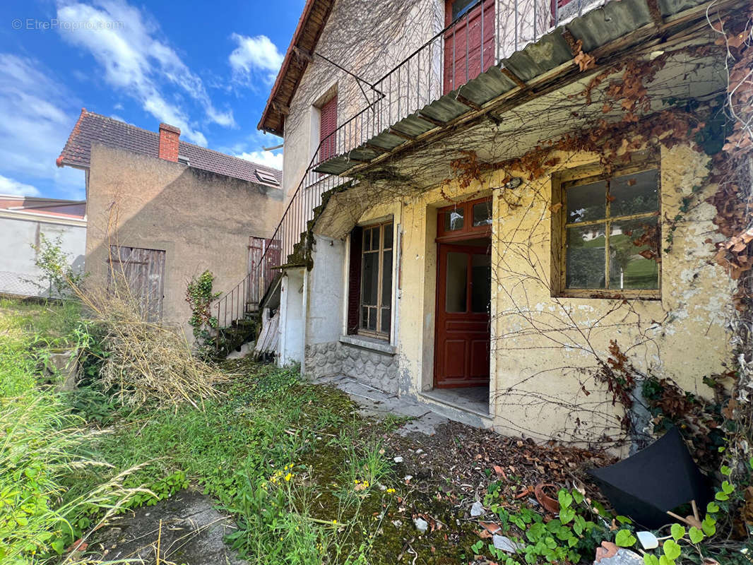 Maison à MONTLUCON