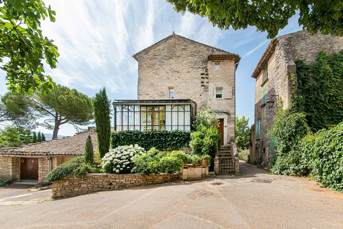 Maison à GOULT