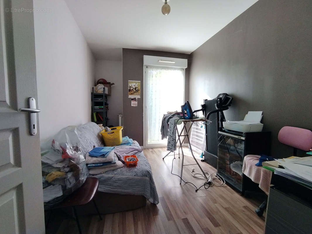 Appartement à LA RIVIERE-SAINT-SAUVEUR