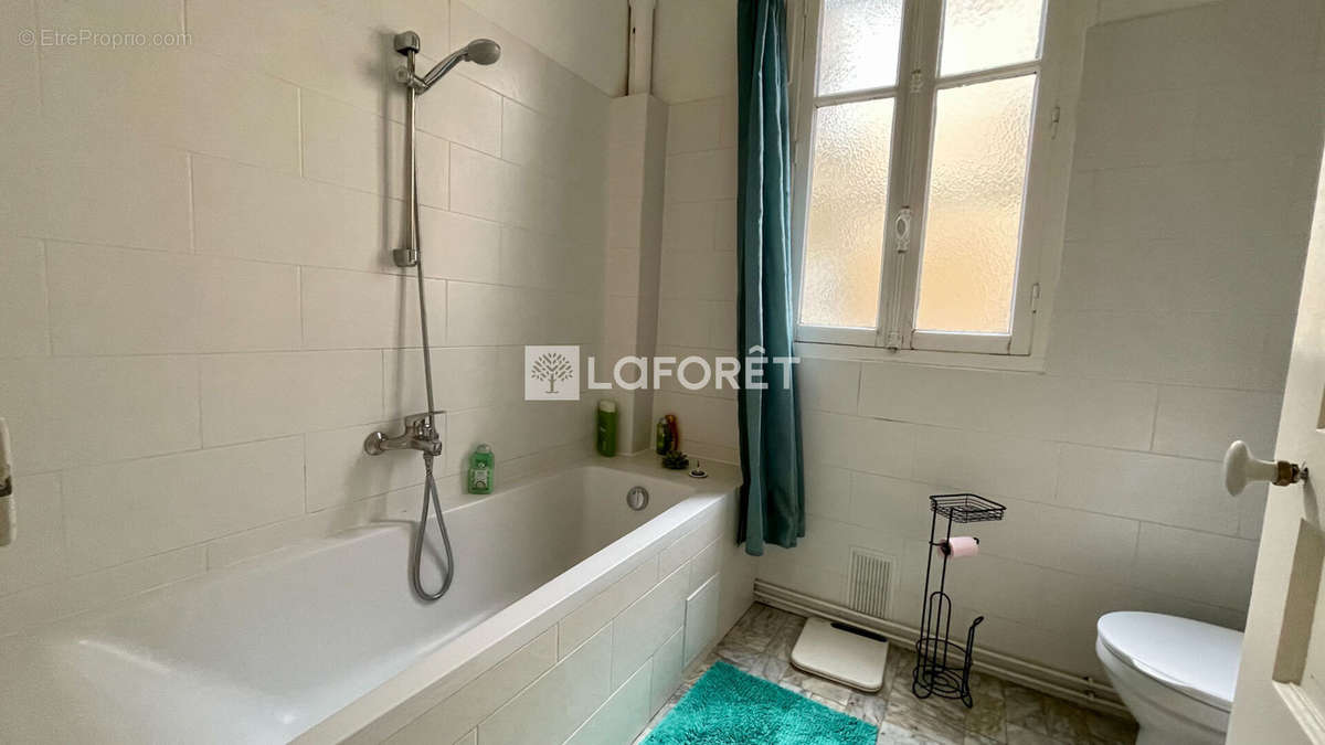 Appartement à PARIS-12E