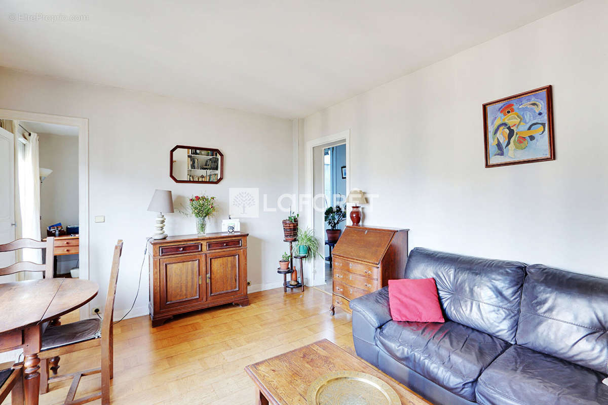 Appartement à PARIS-11E