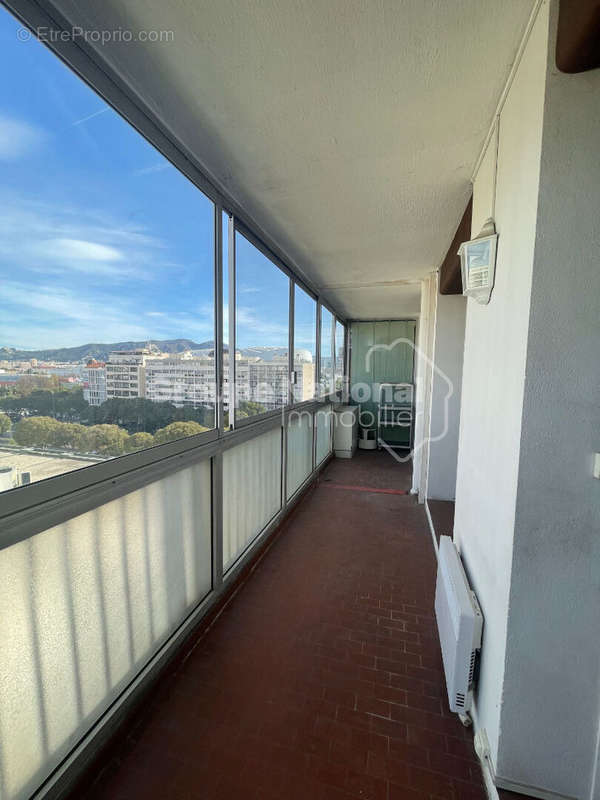 Appartement à MARSEILLE-8E