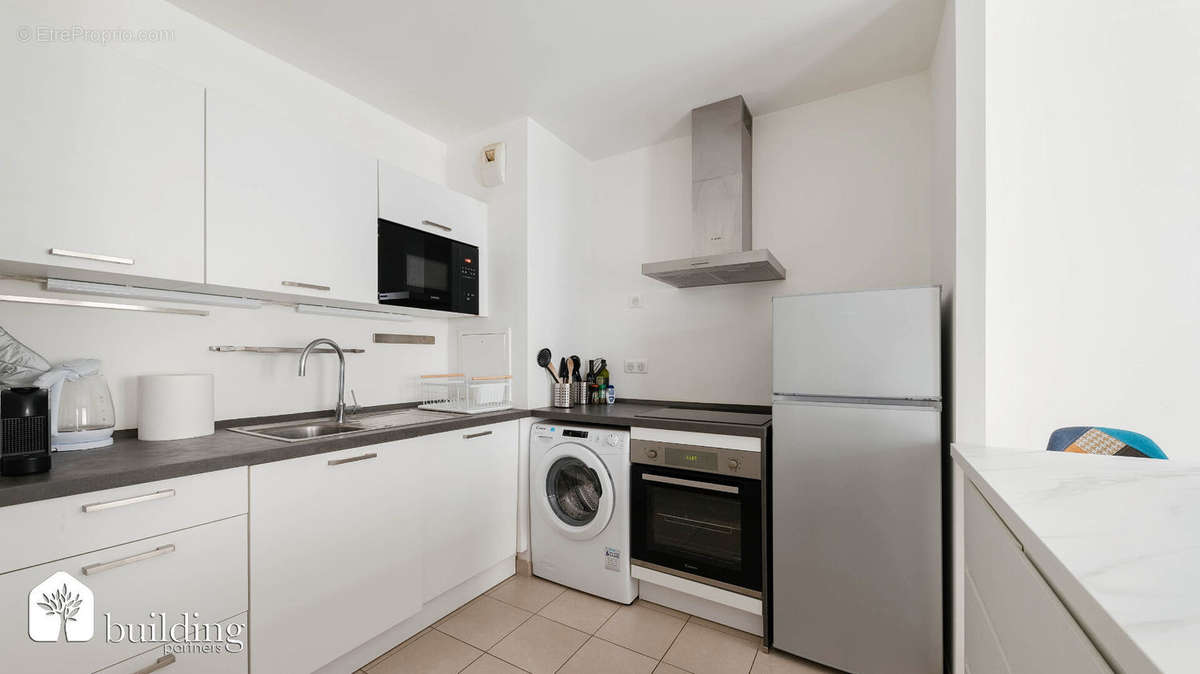 Appartement à LEVALLOIS-PERRET