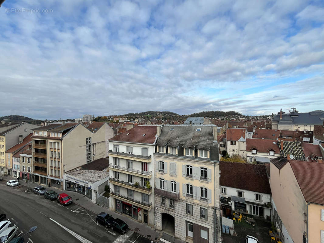 Appartement à LONS-LE-SAUNIER