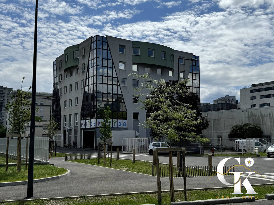 Commerce à GRENOBLE