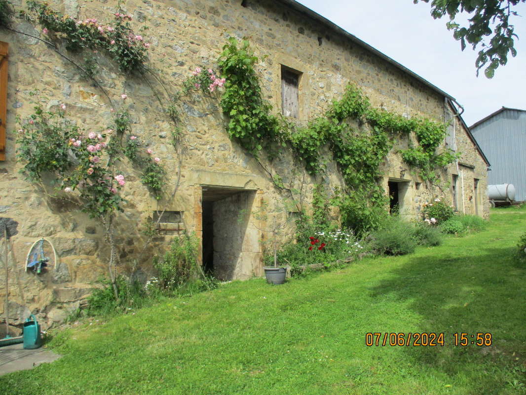 Maison à CHATEAU-CHINON(VILLE)