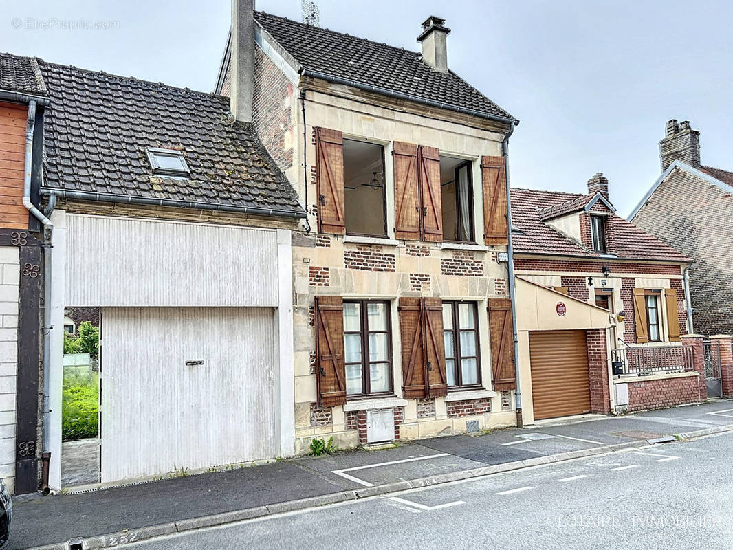 Maison à LACROIX-SAINT-OUEN