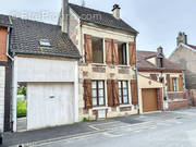 Maison à LACROIX-SAINT-OUEN