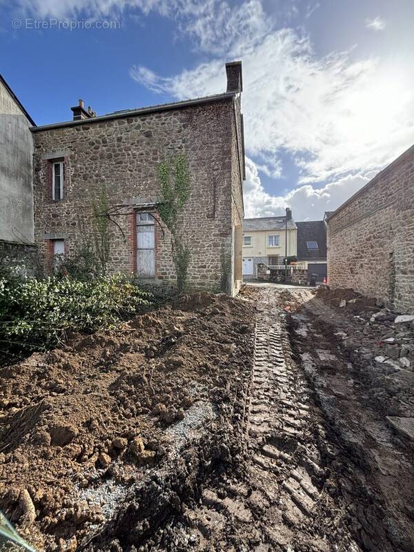 Maison à FOUGERES