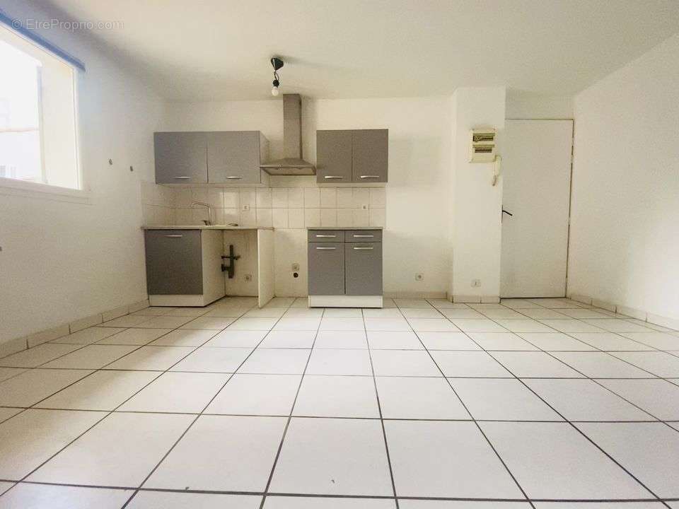 séjour appartement chutes lavie clairimmo duplex - Appartement à MARSEILLE-4E