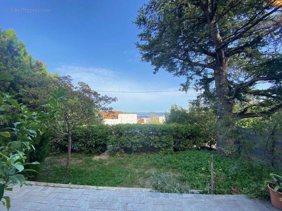 Appartement, Maison, T4, Centre ville, Aper?u Mer, jardin, - Appartement à LA CIOTAT