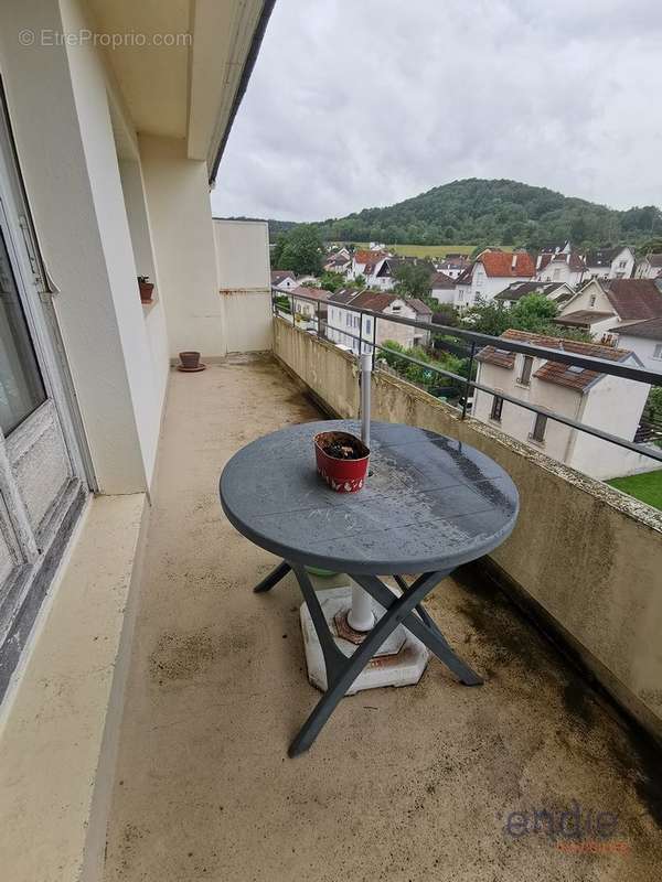 Appartement à NAVENNE